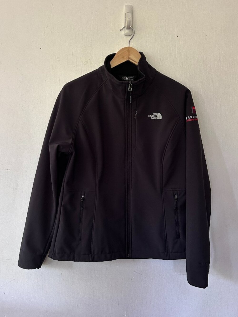 The North Face Windwall Soft Shell Jacket Womens Large Black Pockets EMBROIDERED